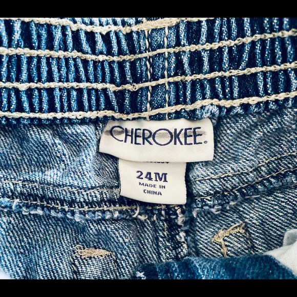 SOLD 🚨 | BOGO | jeans girl | - Picture 4 of 4